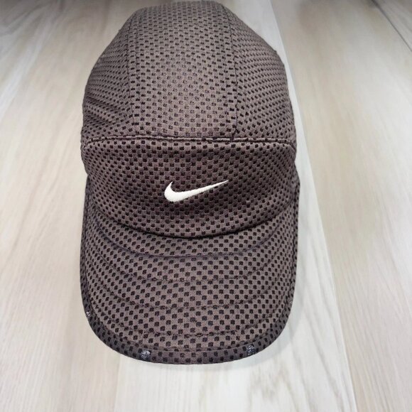 Vintage Nike Dri Fit Mens Black Panel Swoosh Mesh Running Tailwind Hat One Size - Picture 1 of 5